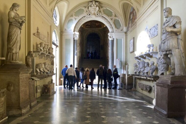 vatican-sistine-chapel-and-vatican-museums-small-group-tour