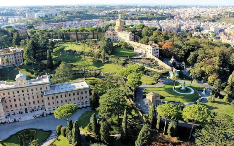 Vatican: St. Peter's Basilica Tour with Optional Dome Climb - The Experience in Detail