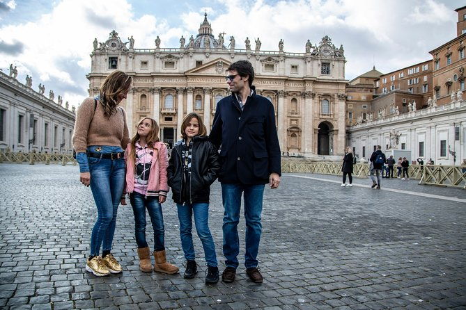 vatican-treasure-hunt-with-guided-tour-for-families-with-kids