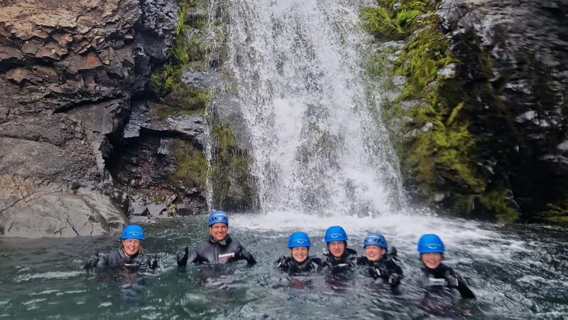 Vatnajökull: Canyoning Adventure with Ice Guardians - Vatnajökull: Canyoning Adventure with Ice Guardians