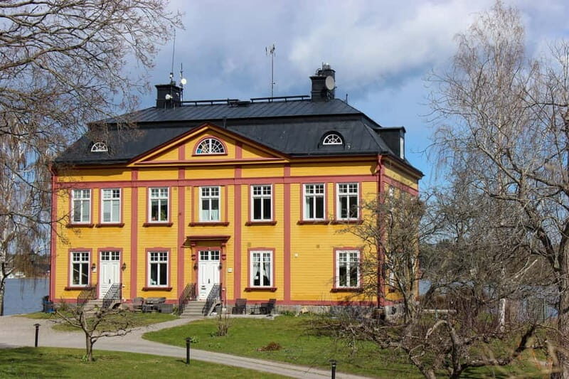Vaxholm & Stockholm Archipelago: Guided Excursion, Day Trip - Key Points