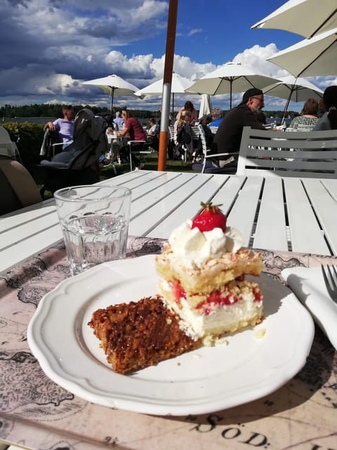 vaxholm-stockholm-archipelago-guided-excursion-day-trip
