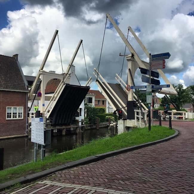 Vecht River: Longboat 4 hours Cruise with drinks and snacks - FAQ