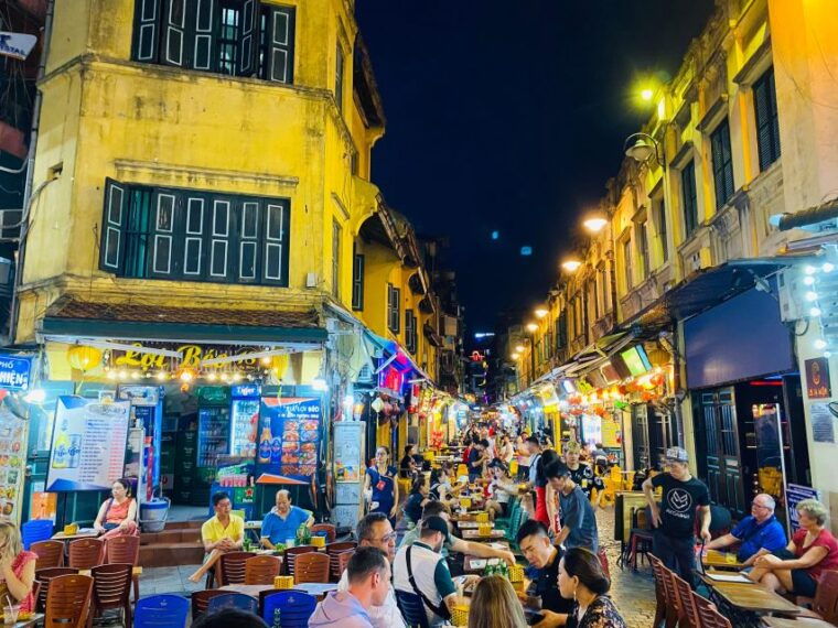 vegan-street-food-stories-of-hanoi
