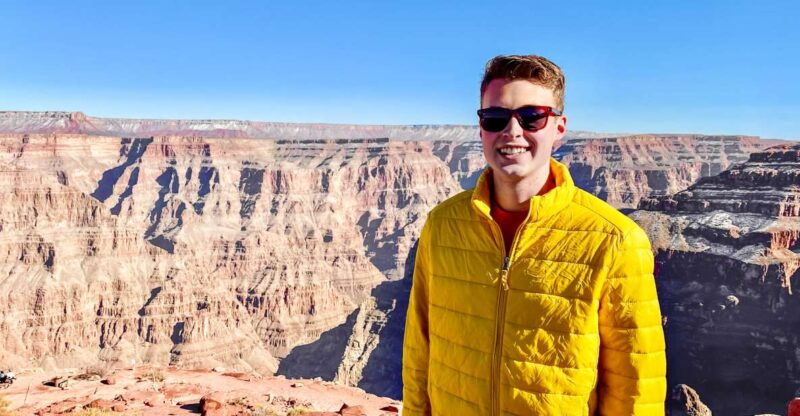 vegas-grand-canyon-hoover-dam-lunch-skywalk-options-wifi