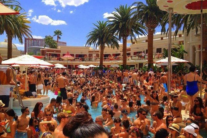 vegas-pool-party-crawl-by-party-bus-w-ez-entry-free-drinks