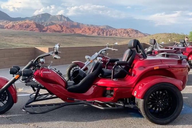 vegas-strip-and-red-rock-canyon-guided-trike-or-slingshot-tour