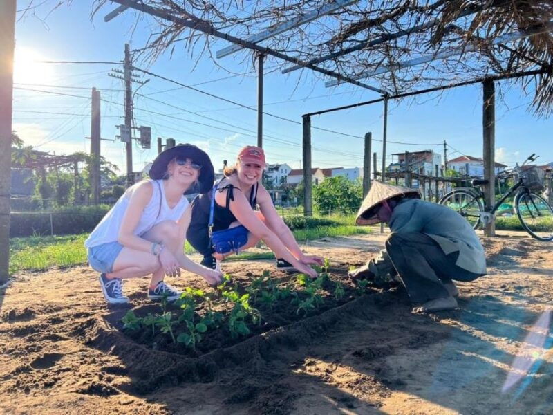 vegetarian-cooking-class-countryside-bike-tour-in-hoi-an