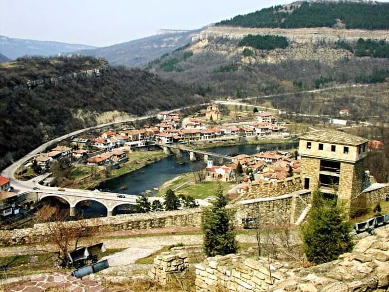 Veliko Tarnovo & Arbanasi Full day tour - Key Points