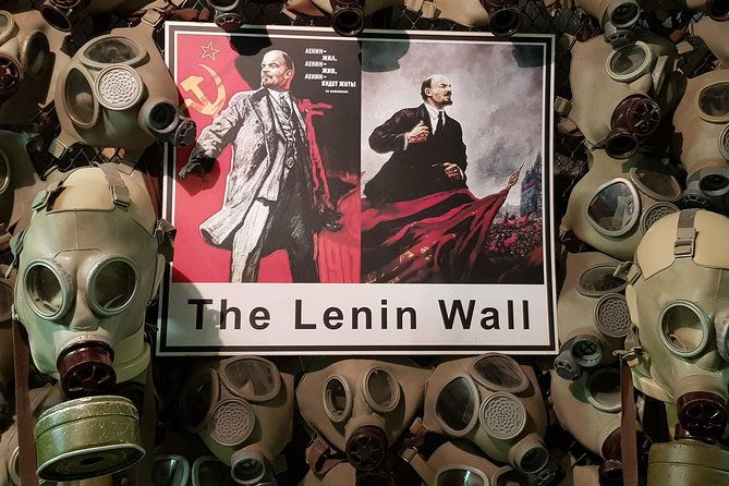 velvet-revolution-and-communism-tour-with-personal-prague-guide