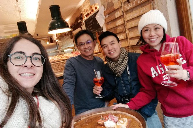 venetian-cicchetti-street-food-sightseeing-walking-tour-with-local-guide