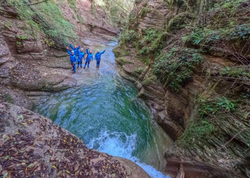 veneto-dolomites-winter-canyoning-cornolade-waterfalls-val-maggiore