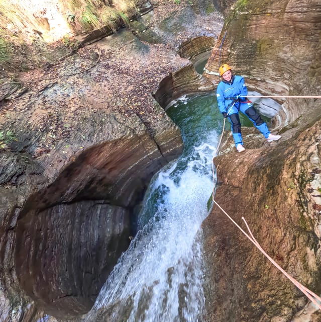 veneto-dolomites-winter-canyoning-cornolade-waterfalls-val-maggiore