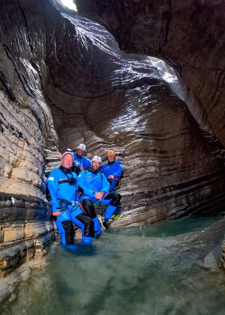 veneto-dolomites-winter-canyoning-val-maor-zumelle-castle