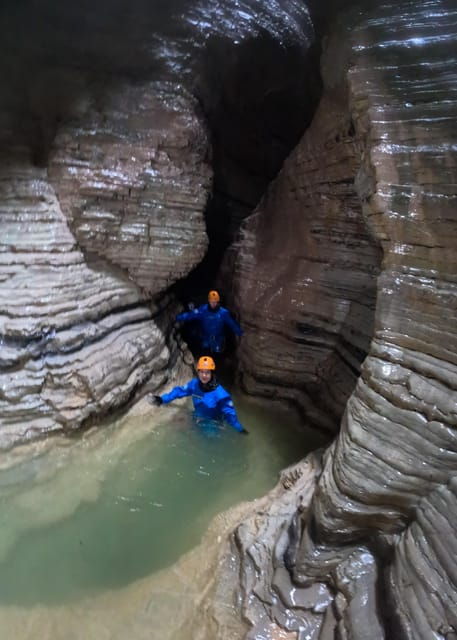 veneto-dolomites-winter-canyoning-val-maor-zumelle-castle