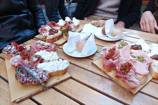 venice-bacaro-food-tour-eat-and-drink-like-a-venetian