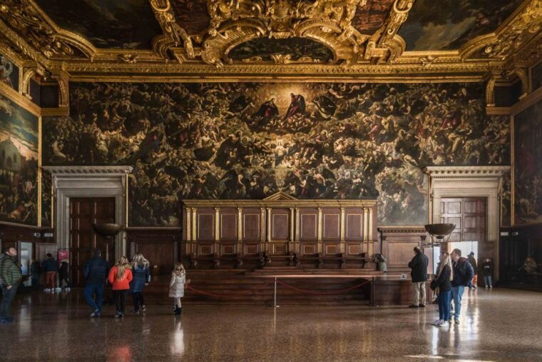 venice-basilica-doges-palace-gondola-ride-guided-tour