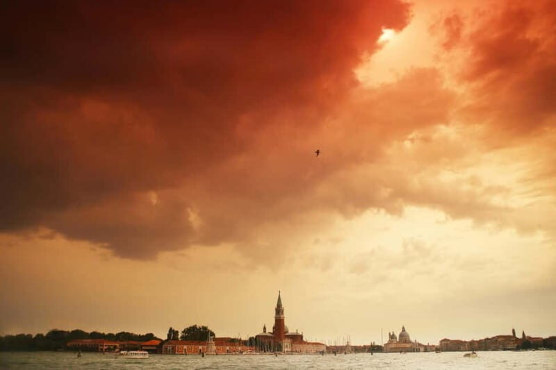 Venice: Boat Tour, Murano, Burano & Mysterious Secret Island - What to Expect from the Venetian Boat Tour