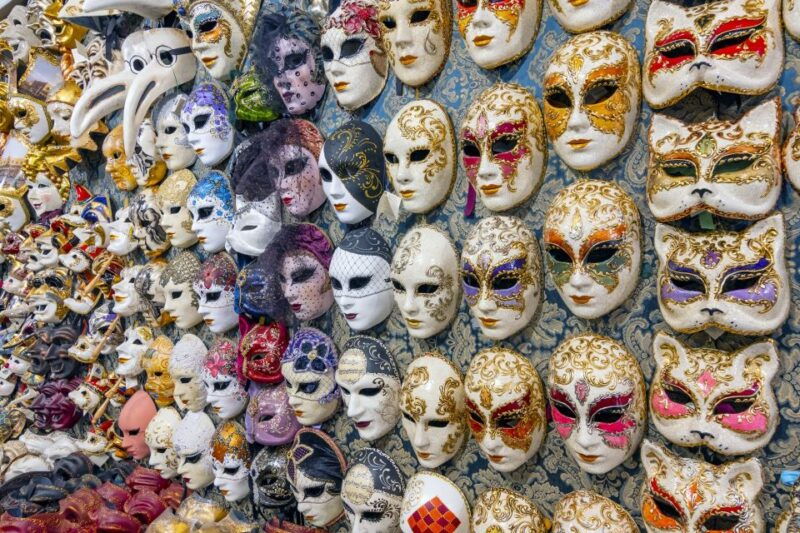 venice-carnival-traditions-private-tour-with-mask-workshop