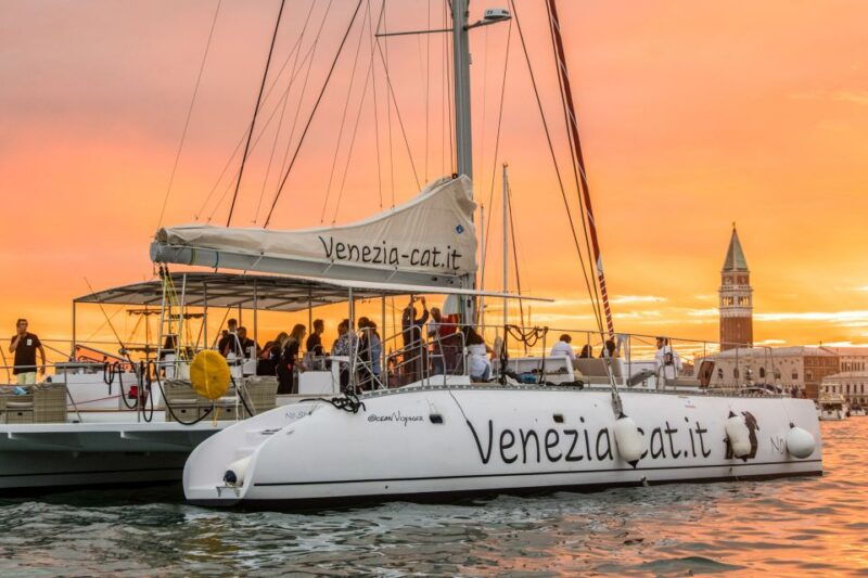 venice-catamaran-sunset-jazz-cruise-with-aperitivo