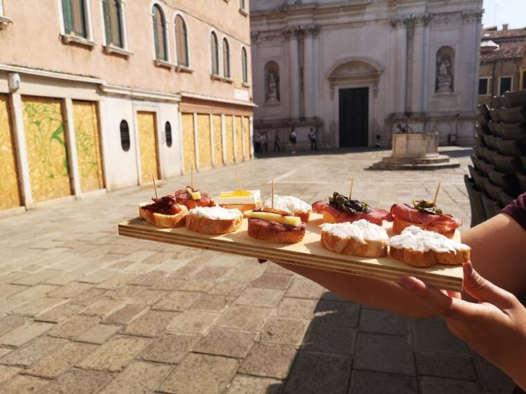 venice-cicchetti-spritz-and-wine-tour-with-a-local-guide