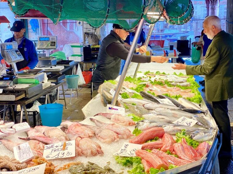 venice-cicchetti-street-food-and-sightseeing-walking-tour