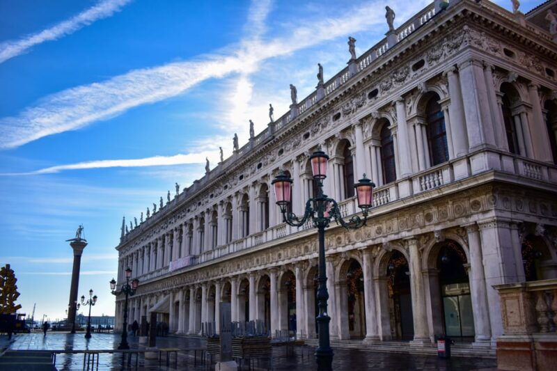 venice-city-pass-with-doges-palace-gondola-ride-more