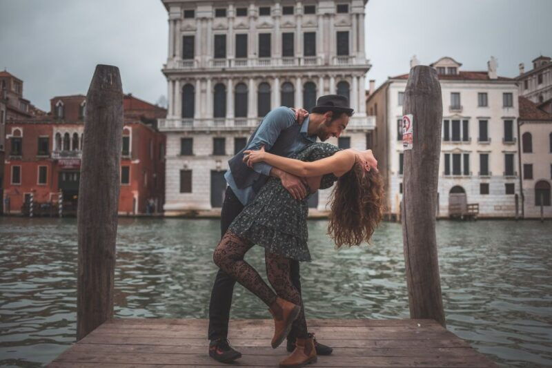 venice-city-portrait-session-with-professional-photographer