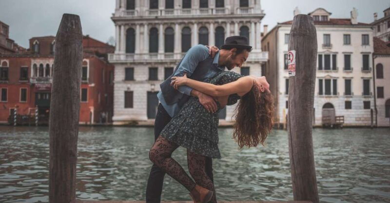 venice-city-portrait-session-with-professional-photographer