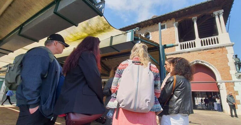 venice-city-wonders-group-walking-tour-with-a-guide