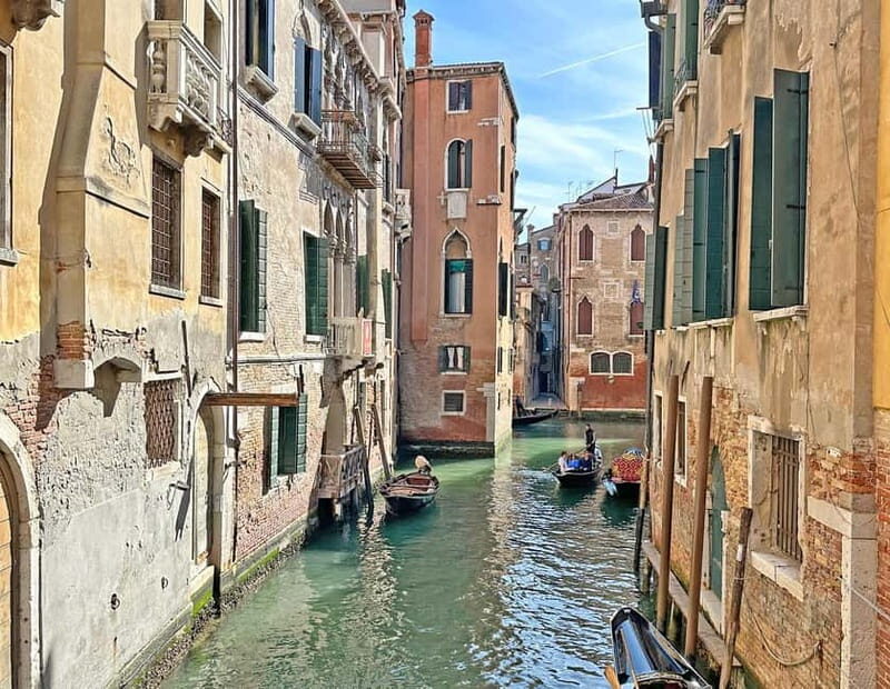 Venice: Crowds-free Early Morning City Center Guided Tour - What Makes This Tour Stand Out