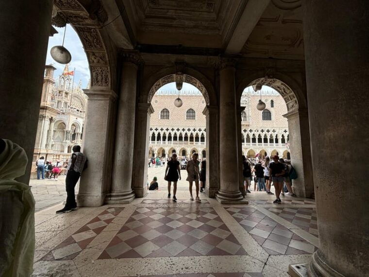 venice-delights-coffee-food-experience-walking-tour