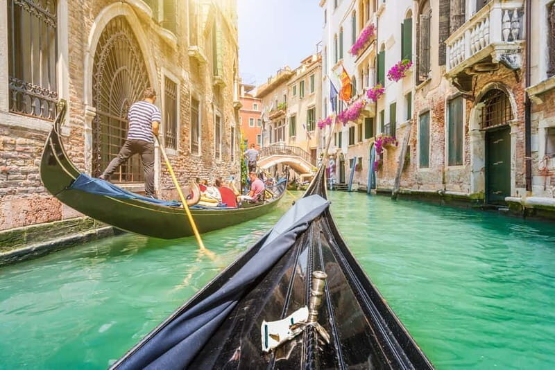 Venice: Doge's Palace Guided Tour with Gondola Ride - Practical Tips for Visitors