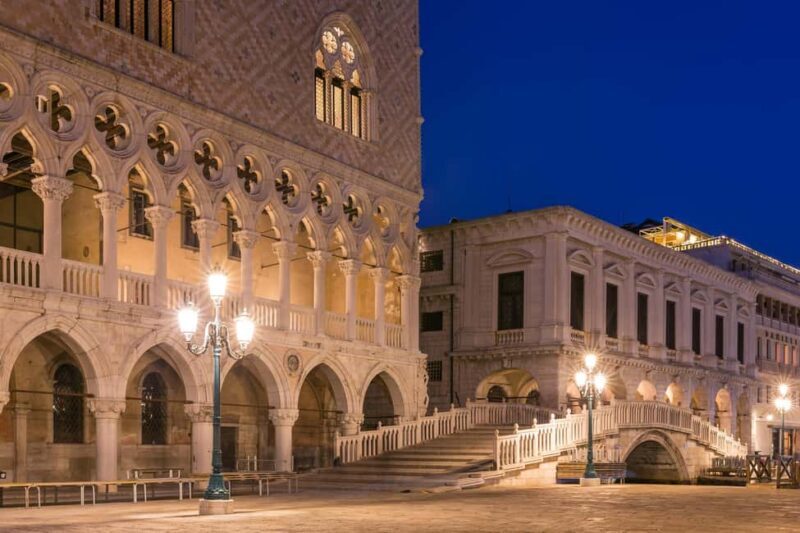 Venice: Doge's Palace, Prisons, Bridge of Sighs, Correr Museum, and Audio Guide - Key Points
