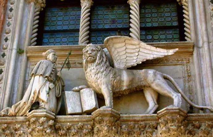 venice-doges-palace-saint-marks-small-group-tour