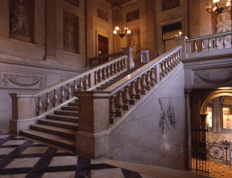 venice-doges-palace-skip-the-line-ticket-with-guidebook