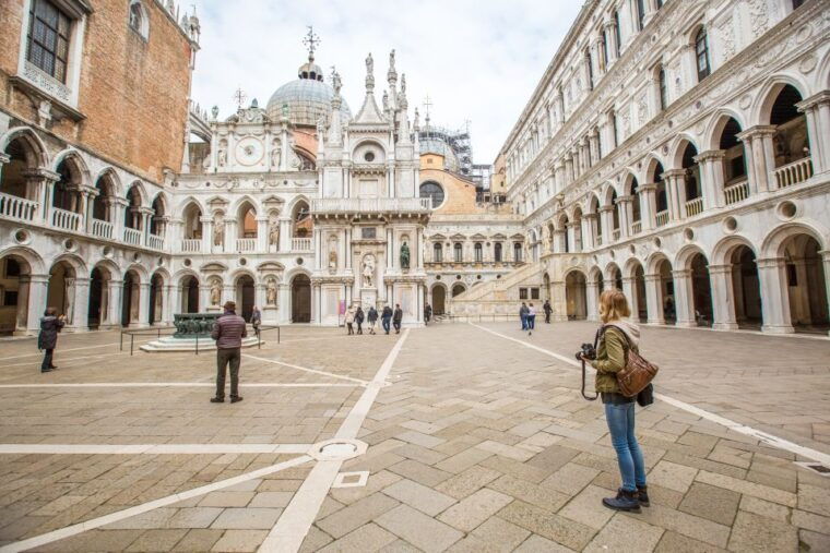 venice-doges-palace-skip-the-line-tour-with-prisons