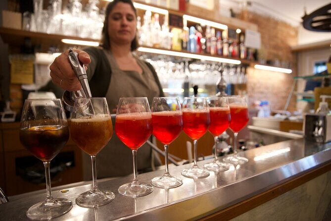 Venice Evening Food Tour: Bites, Drinks & Sit-Down Dinner - Key Points