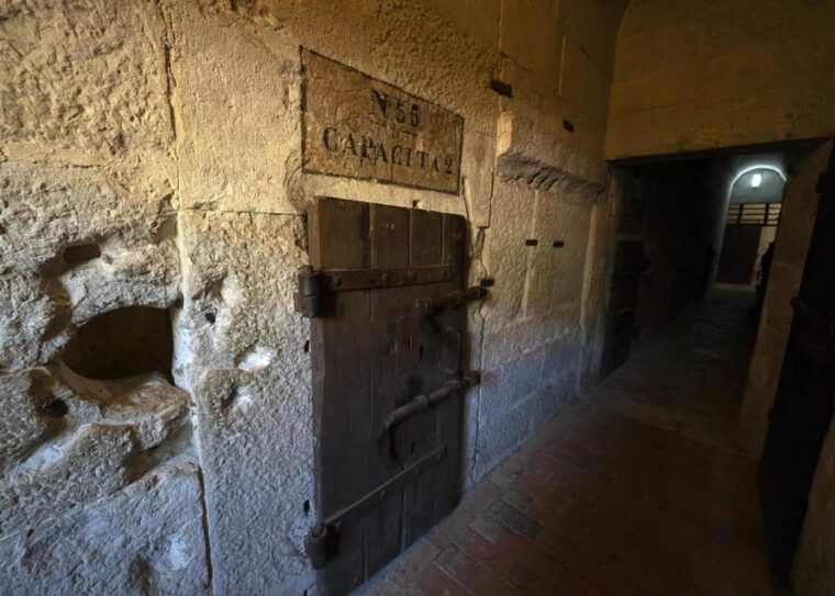 venice-explore-doges-palace-casanovas-hidden-prison