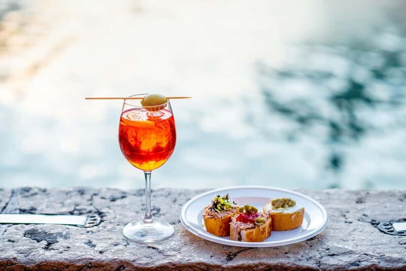 Venice: Food and Wine Walking Tour with a Local Guide - In-Depth Look at the Stops