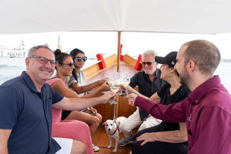 Venice from another point of view: Sightseeing tour in a traditional boat. - An Authentic and Intimate Way to See Venice
