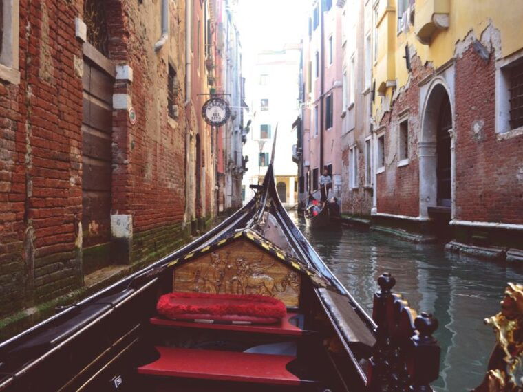 venice-full-day-tour-with-gondola-doges-palace-basilica