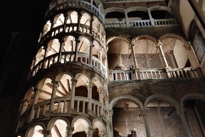 Venice Ghost & Legends Walking City Tour - A Closer Look at the Venice Ghost & Legends Walking Tour
