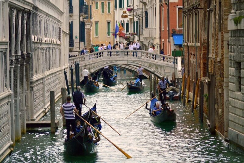 Venice: Gondola & Doge's Palace - FAQ