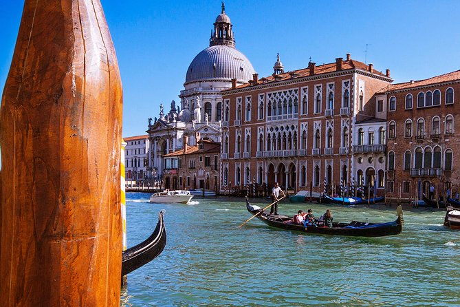venice-gondola-experience