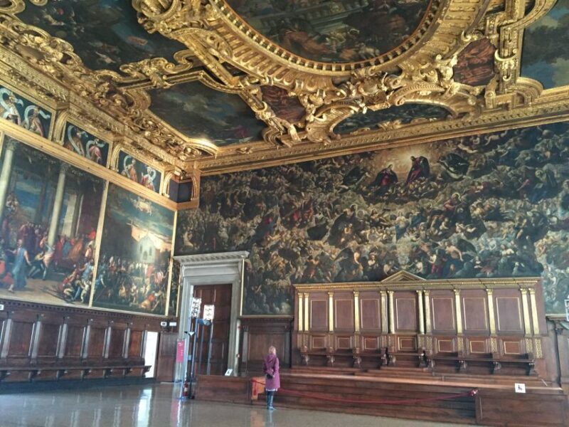 Venice: Gondola Ride & Doge's Palace Guided Tour - Frequently Asked Questions