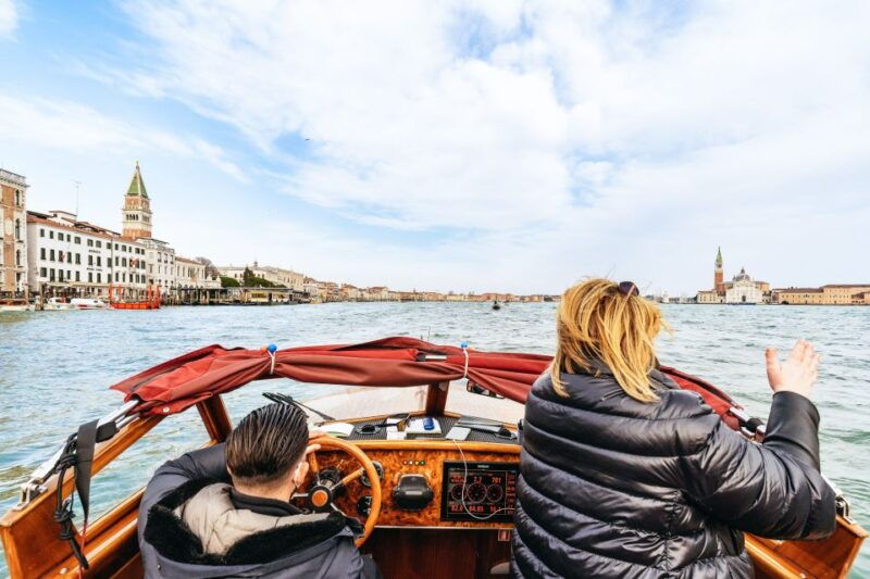 venice-grand-canal-boat-tour