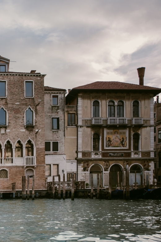 venice-grand-canal-murano-and-burano-half-day-boat-tour