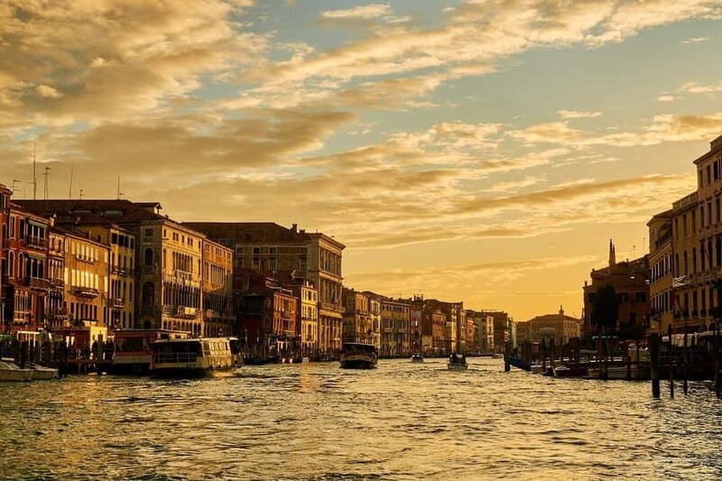 Venice: Grand Canal Palace Escorted Tour & Casanovas Allure - The Artistic Highlights