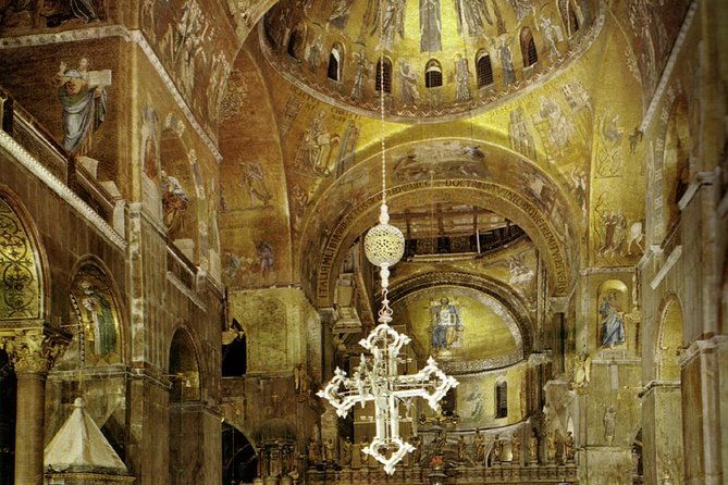 venice-guided-tour-of-st-marks-basilica